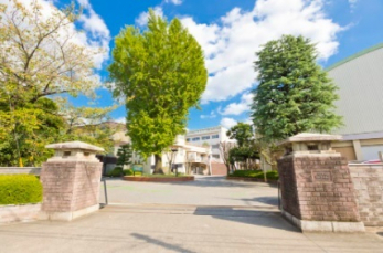 ӊ@ʌYawZ PQON𒴂j̉YaZ @ `ÊǂŎxlނĂ @ÝAO[oЉɂ^̃[_[̈琬{CŖڎwĂB  @f炵łˁIi810mj