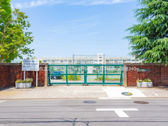 ���ӊ��@����s���œ����w�Z�i240m�j