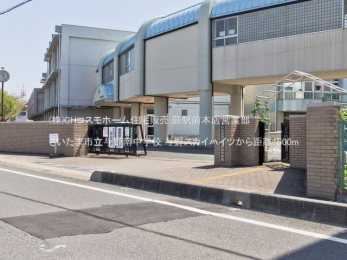 ���ӊ��@�������܎s���^��쒆�w�Z�i1600m�j