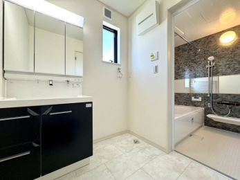 ���ʑ�E���ʏ��@�ᓯ�d�l�� ���������ӂ���ԂŁA����̎n�܂��S�n�悭 