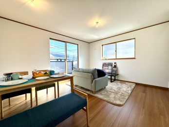 �����v������i���ώʐ^�j�@�`���r���O�`�E���d�l�E�@ �S�n�悢���R�����L�����Ԃ́A�������ؖڒ��̏������炬��^���A�������Ƃ������Ԃ����o���܂� 