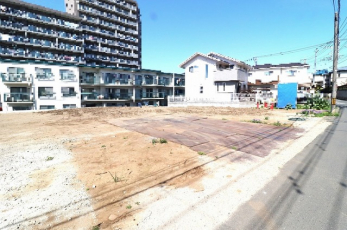 ���n�y�n�ʐ^�@�`���n�ʐ^�`�쑤�ɓ��H������חz����ǍD�ł���@���̗z������̗ǂ������n�ɂđ̊����Ă݂Ă���������@���ꂩ��抄��u���b�N�H���̎{�H���s���܂��B