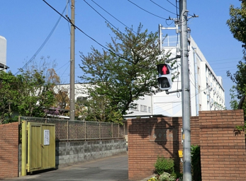 ���ӊ��@����s���k���w�Z�i730m�j