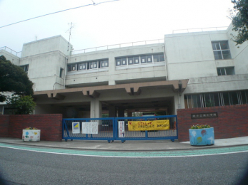���ӊ��@�n�s���쏬�w�Z�i410m�j