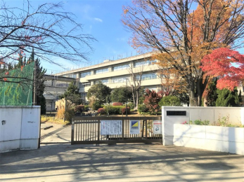 ���ӊ��@�n�s����񒆊w�Z�i80m�j